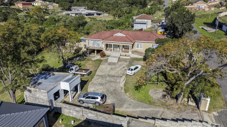 5 Bedroom Property for Sale in Summerpride Eastern Cape